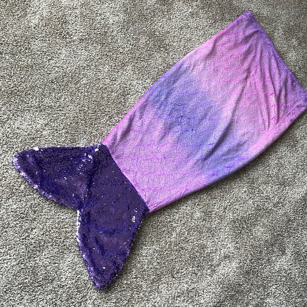 Mermaid tail blanket